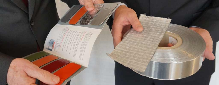 Einige unserer Produkte: Aluminium, Laminate und lackiertes Material.